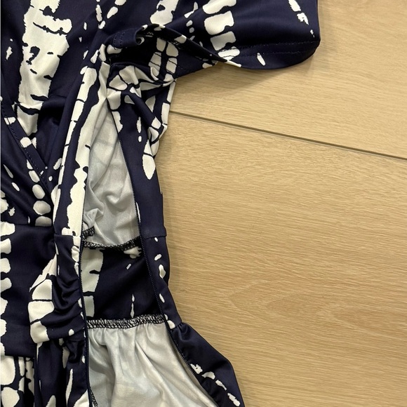 NWT Ouges Navy and White Print Women's Maxi Dress Size M - Picture 7 of 11